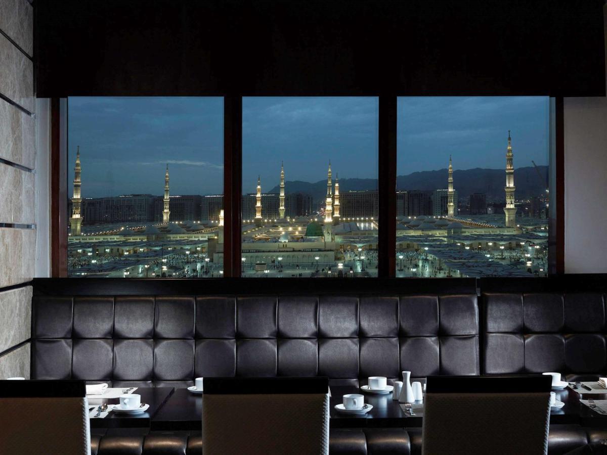 Hotel Pullman Zamzam Madina à Médine Extérieur photo The view of the city from the hotel